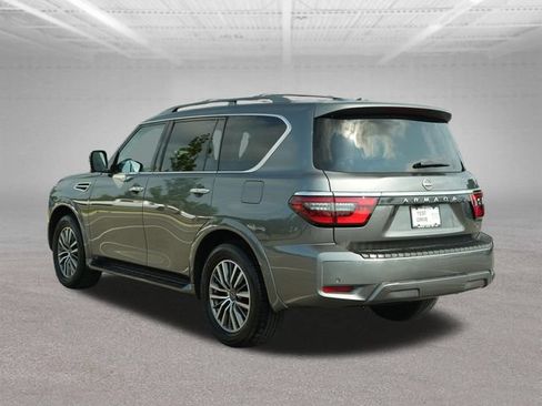 Used 2023 Nissan Armada SL w/ Captain's Chairs Package AWD/4WD image 6