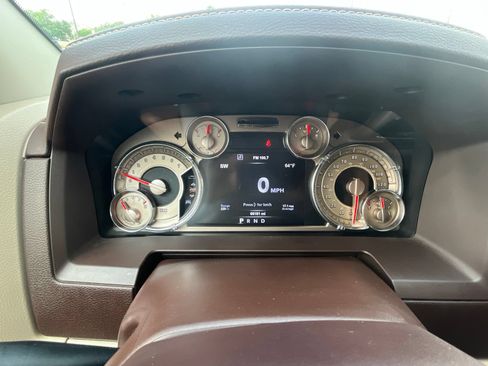 Used 2017 RAM 1500 Laramie Longhorn AWD/4WD image 27