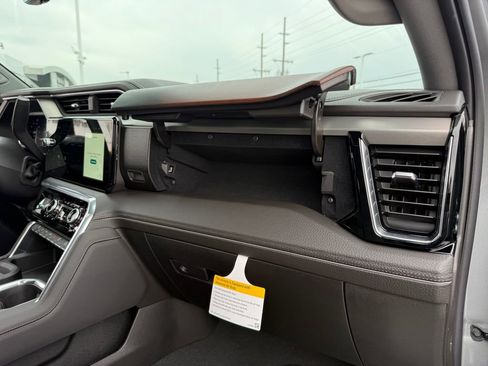 New 2026 GMC Sierra 2500 Denali w/ Denali Reserve Package image 26