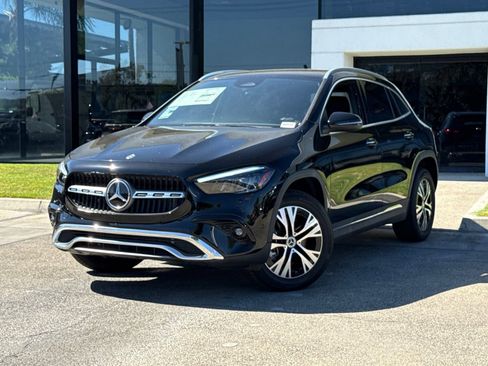 Used 2025 Mercedes-Benz GLA 250 image 2