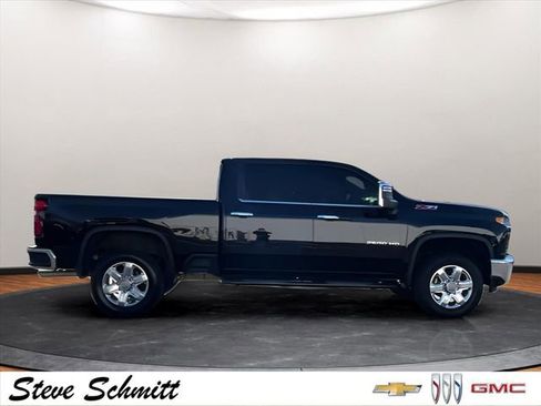 Certified 2022 Chevrolet Silverado 2500 LTZ w/ LTZ Plus Package image 10