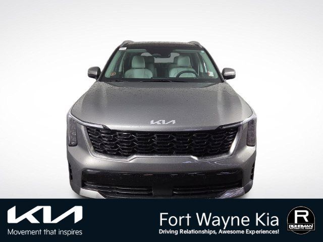 Certified 2026 Kia Sorento EX w/ EX Premium Package AWD/4WD image 3