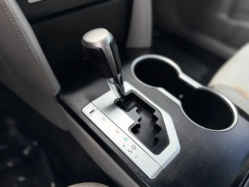 Used 2012 Toyota Camry LE FWD image 21