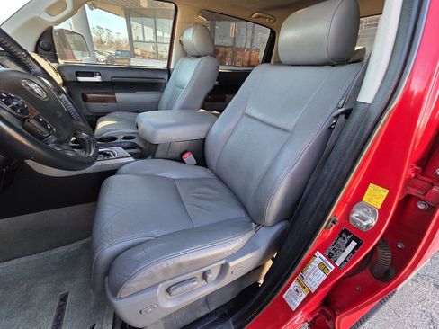 Used 2010 Toyota Tundra Limited image 45