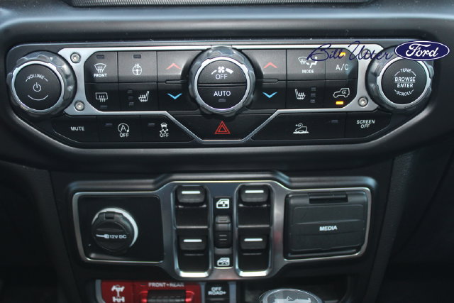 Used 2021 Jeep Wrangler Unlimited Rubicon AWD/4WD image 18