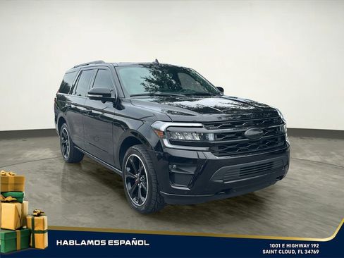 Used 2022 Ford Expedition Limited image 7