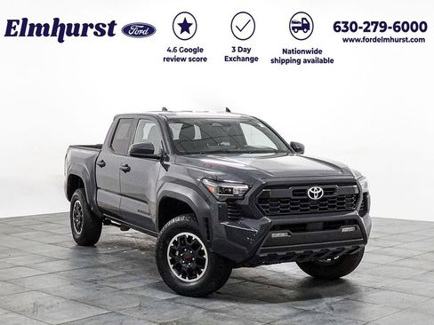 Used 2025 Toyota Tacoma TRD Off-Road image 1