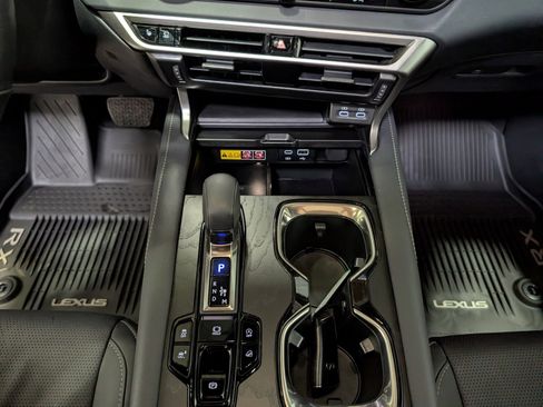 Used 2024 Lexus RX 350 Premium Plus w/ Convenience Package image 23