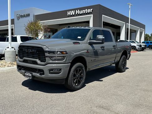 New 2026 RAM 2500 Big Horn AWD/4WD image 2