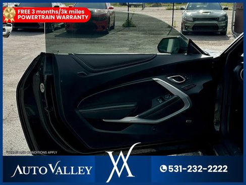 Used 2022 Chevrolet Camaro SS RWD image 9
