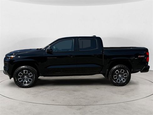 Used 2023 Chevrolet Colorado Z71 w/ Z71 Convenience Package 2 image 2