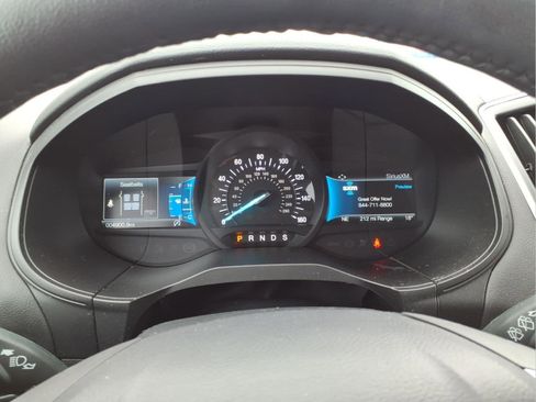 Used 2024 Ford Edge SEL w/ Convenience Package image 17