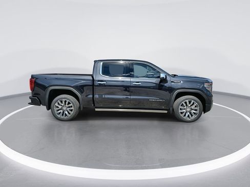 New 2026 GMC Sierra 1500 Denali image 9