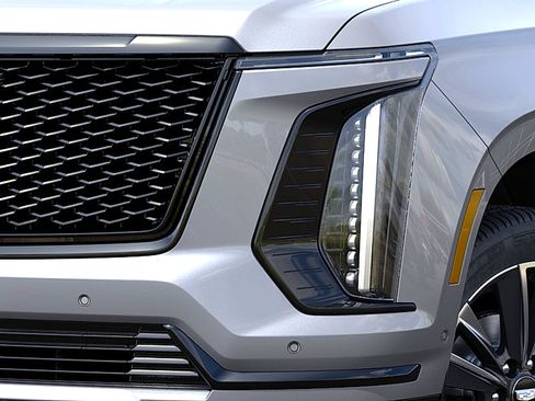 New 2026 Cadillac Escalade ESV Sport w/ Touring Package AWD/4WD image 10