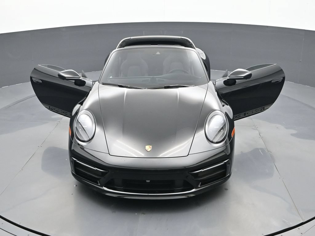 Certified 2024 Porsche 911 AWD/4WD image 25