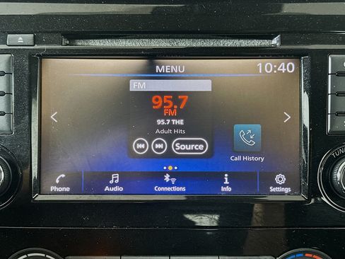 Used 2020 Nissan Rogue Sport S FWD image 19