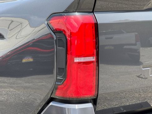 New 2026 Toyota Tacoma SR5 RWD image 31