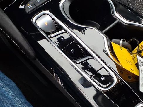 Used 2023 Buick Envision Preferred w/ Sport Touring Package image 15