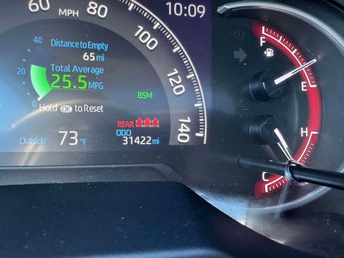 Certified 2022 Toyota RAV4 Limited AWD/4WD image 29