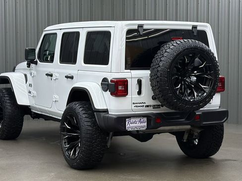 Used 2025 Jeep Wrangler Unlimited Sahara w/ Safety Group image 3