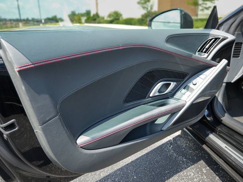 Used 2020 Audi R8 V10 performance AWD/4WD image 21