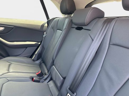 Certified 2023 Audi Q8 Premium w/ Convenience Package AWD/4WD image 12