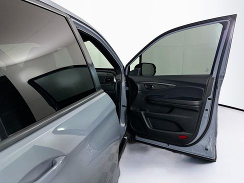 Used 2023 Honda Passport EX-L image 34