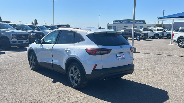 Used 2025 Ford Escape ST-Line Select AWD/4WD image 5