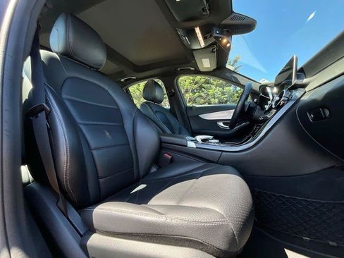 Used 2020 Mercedes-Benz C 300 4MATIC Sedan image 11