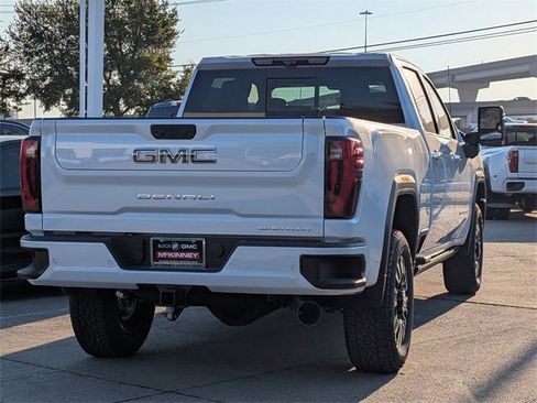 New 2026 GMC Sierra 2500 Denali Ultimate image 4