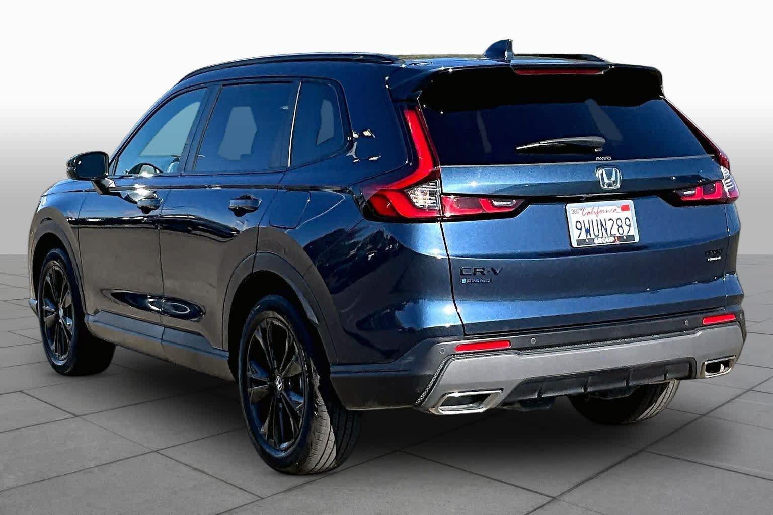 Used 2026 Honda CR-V Sport Touring image 11