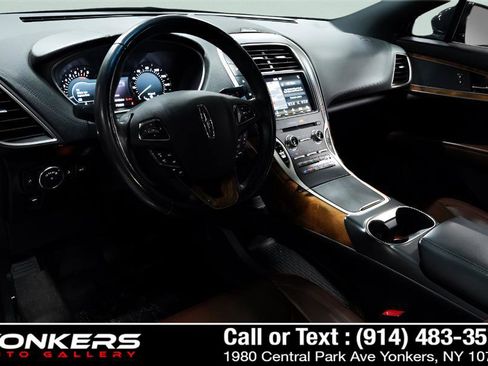 Used 2017 Lincoln MKX Reserve w/ Lincoln MKX Climate Package image 43