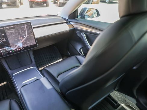 Used 2021 Tesla Model 3 Standard Range Plus RWD image 24