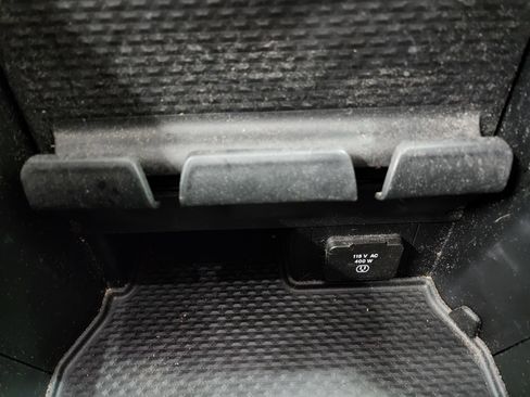 Used 2020 RAM 1500 Laramie image 48