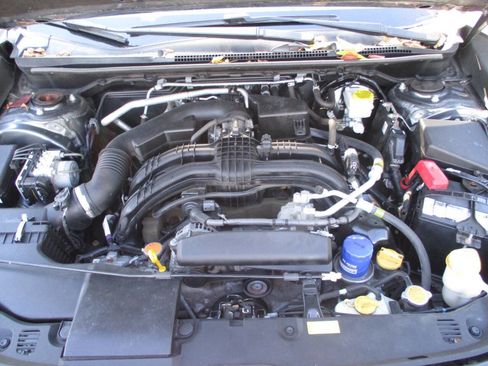 Used 2021 Subaru Impreza 2.0i Premium image 8