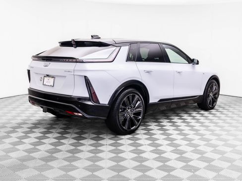 Certified 2026 Cadillac Lyriq Signature Sport w/ Nappa Leather Package AWD/4WD image 6