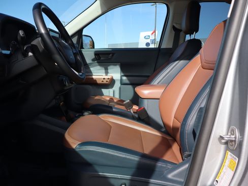Used 2023 Ford Maverick Lariat w/ Lariat Luxury Package image 10