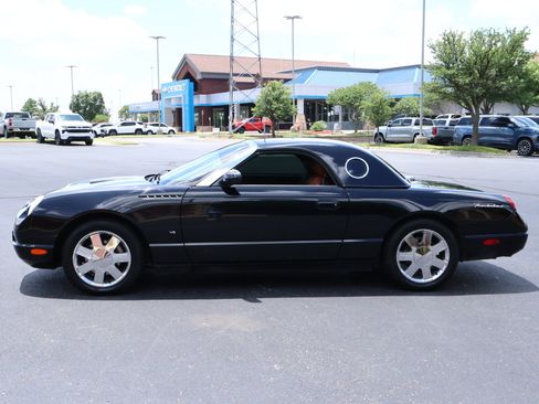 Used 2003 Ford Thunderbird RWD image 28