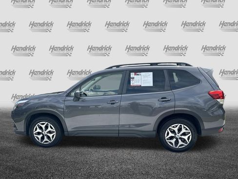 Used 2023 Subaru Forester Premium AWD/4WD image 7