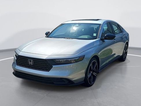 Used 2023 Honda Accord Sport image 7