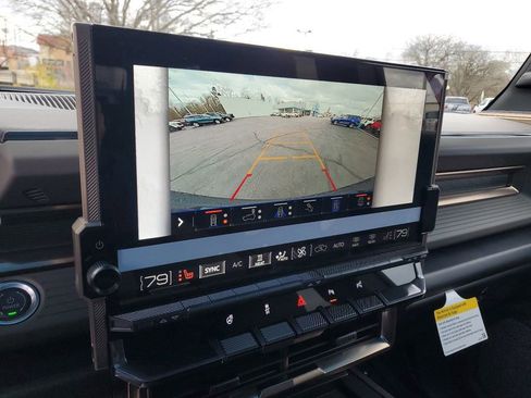 New 2025 GMC Hummer EV 2X image 28