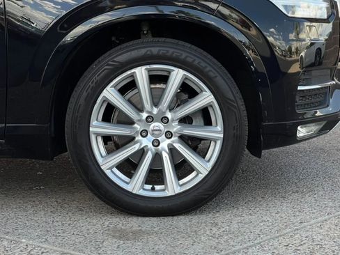 Used 2016 Volvo XC90 T6 Momentum w/ Momentum Plus Package image 33