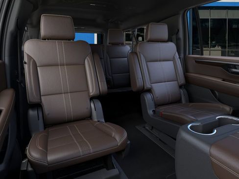 New 2026 Chevrolet Suburban High Country RWD image 17