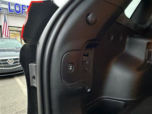 Used 2014 Jeep Cherokee Limited image 30