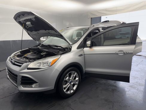 Used 2014 Ford Escape Titanium image 16