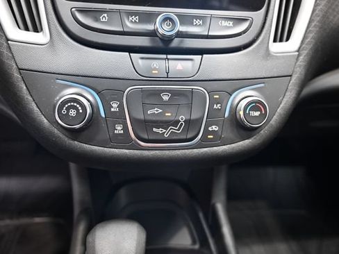 Used 2021 Chevrolet Malibu RS w/ LPO, Convenience Package 1 FWD image 17