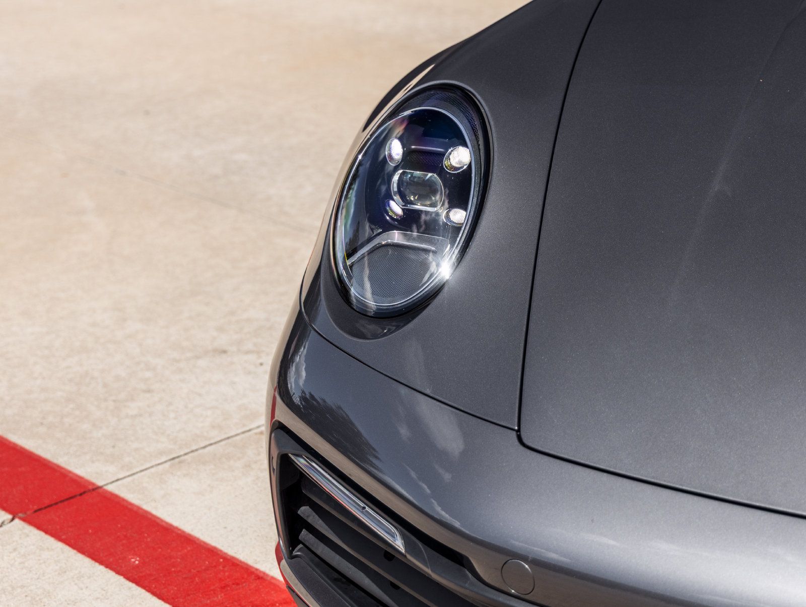 Certified 2020 Porsche 911 Carrera 4S AWD/4WD image 19