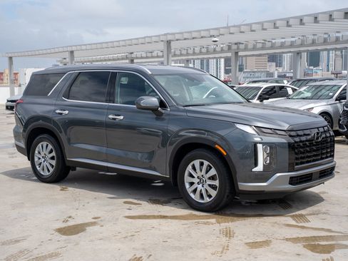 Used 2025 Hyundai Palisade SEL image 3