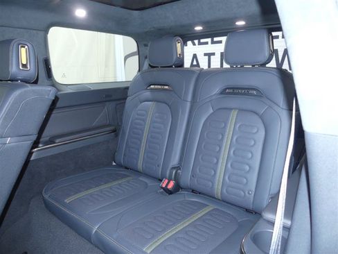 Used 2023 Rivian R1S Adventure AWD/4WD image 27