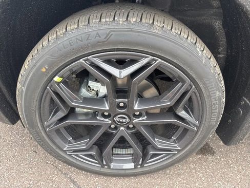 New 2026 Nissan Kicks SR w/ SR Premium Package image 34